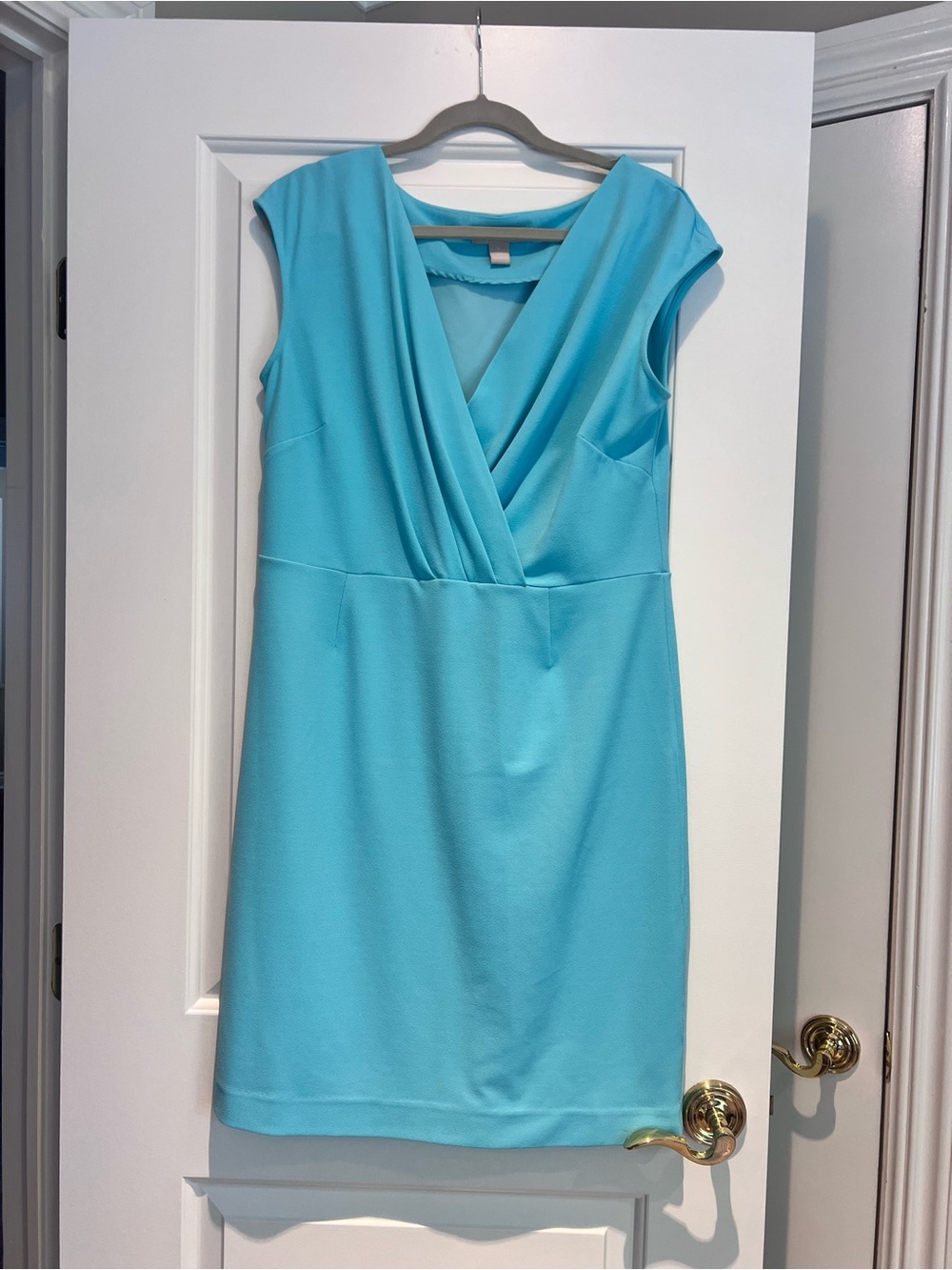 Banana Republic Sleeveless V-Neck Aqua Sheath Dress